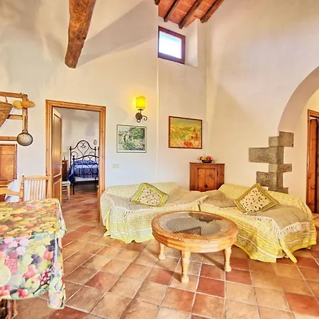 Sleeps 6 T241296 *