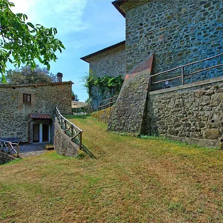 Sleeps 6 T241296 *